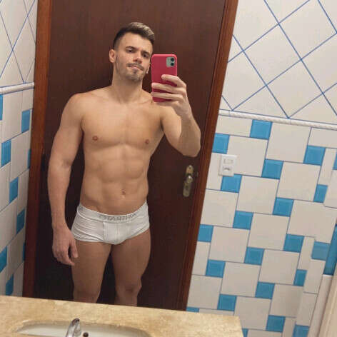 I am available and ready to meet - Gay Male Escort in Alabama - Main Photo