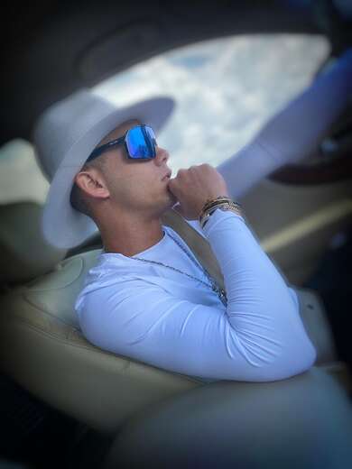 La profesión es lo primero - Bi Male Escort in Miami - Main Photo