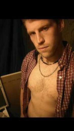 Country boy living in the shadows of a cit - Gay Male Escort in Video Dating - Main Photo